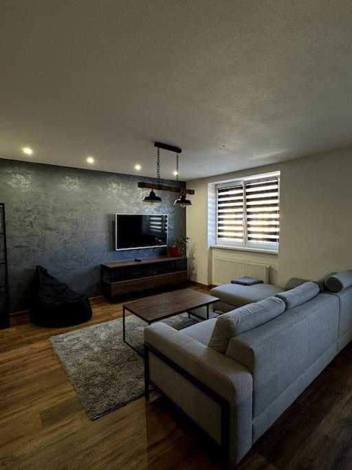 Modern Apartment In City Centre Банска бистрица Екстериор снимка